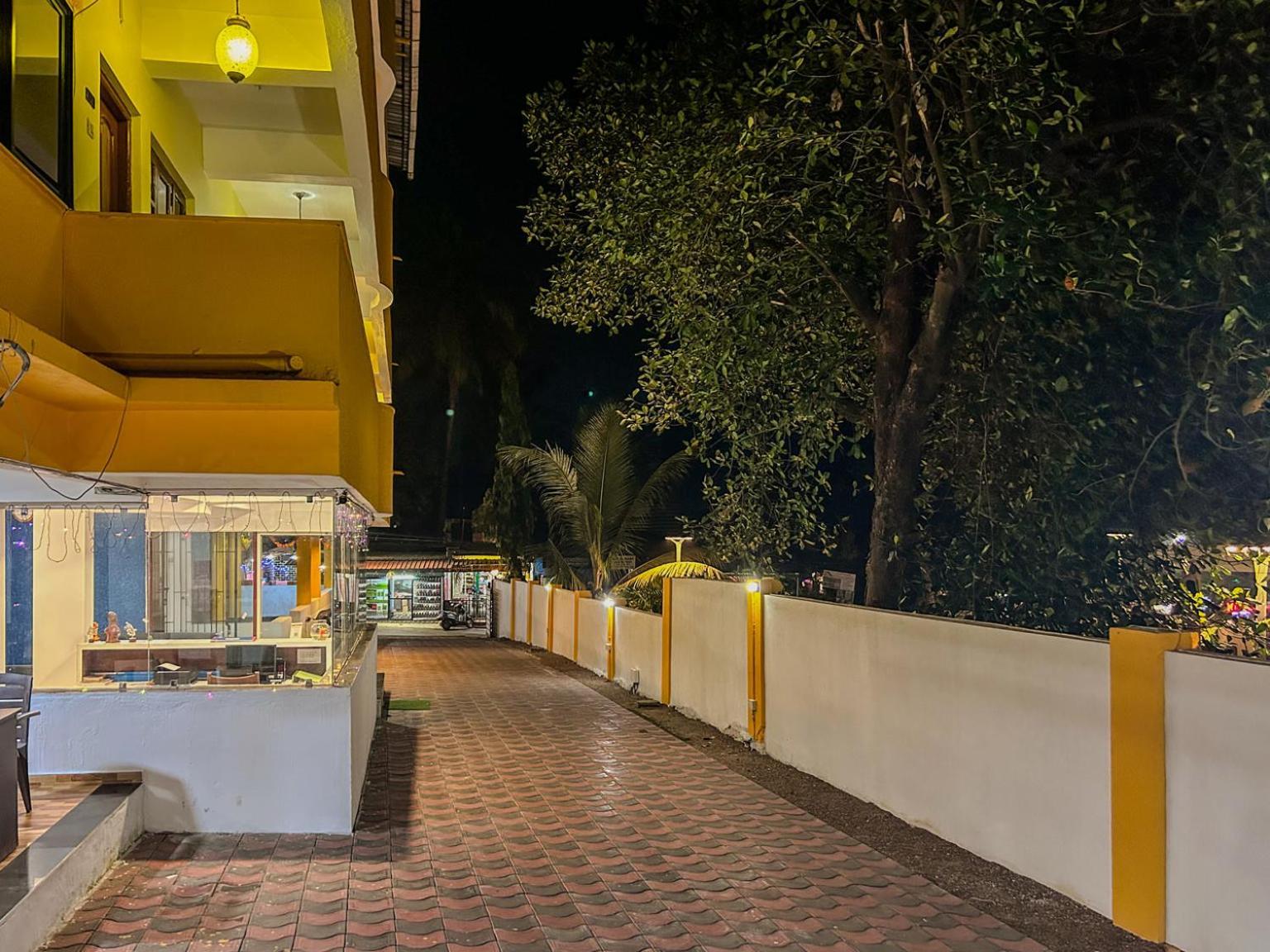安君纳 La Costa Residency酒店 外观 照片